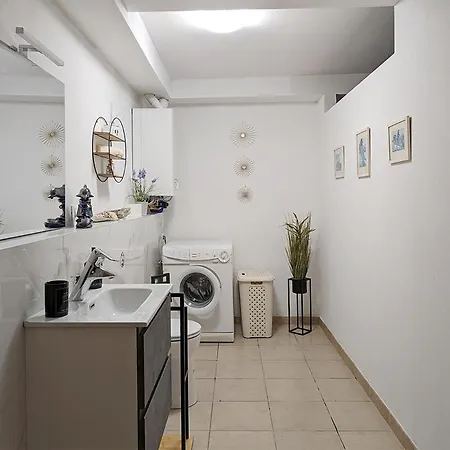 Casa Rustica Con Giardino Caprino Veronese