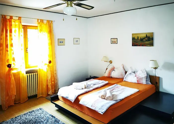 بيت للعطل Casa Rustica Con Giardino *