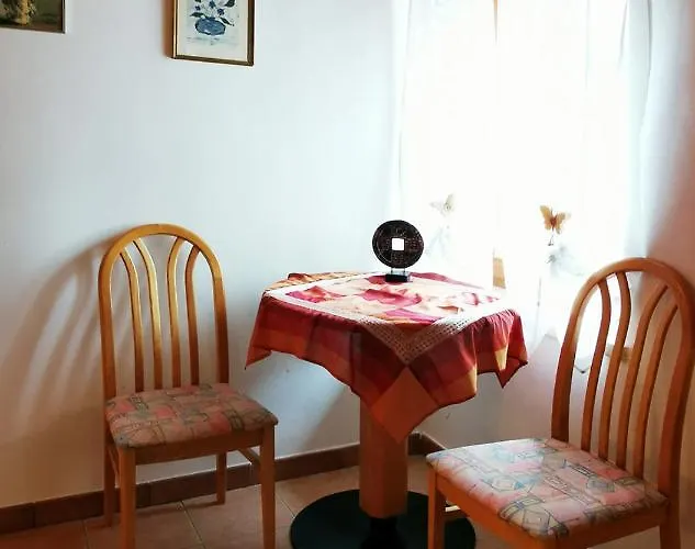 Casa Rustica Con Giardino كابرينو فيرونيسي