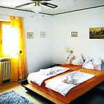 Semesterbostad Casa Rustica Con Giardino *