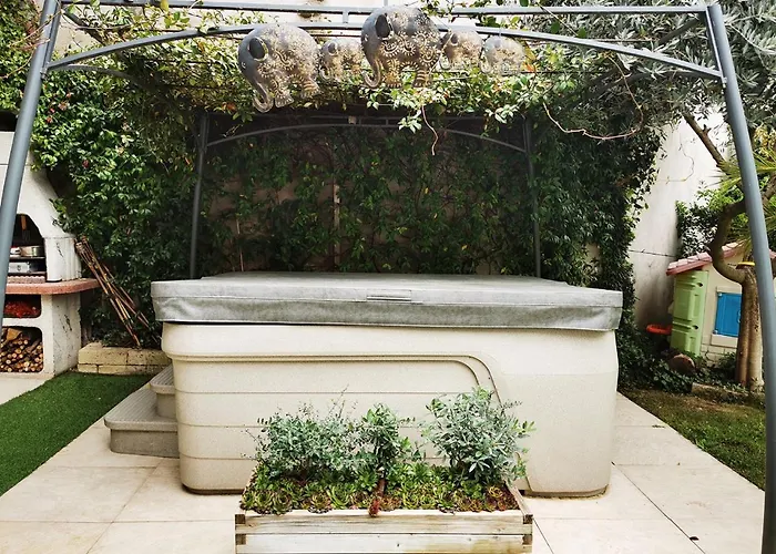 Casa Rustica Con Giardino Caprino Veronese