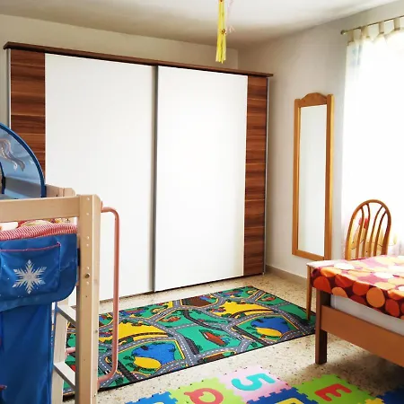 Casa vacanze Casa Rustica Con Giardino